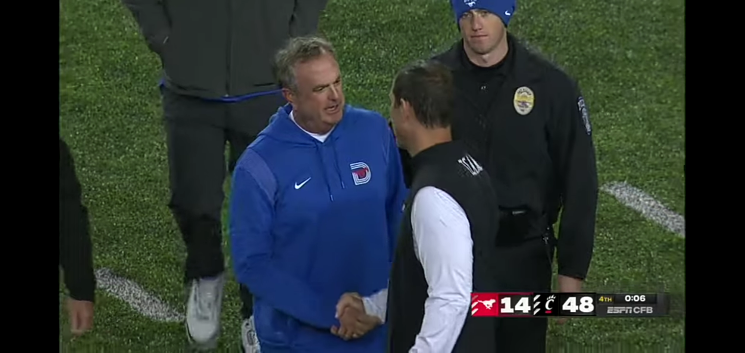 SMU Mustangs at Cincinnati Bearcats
