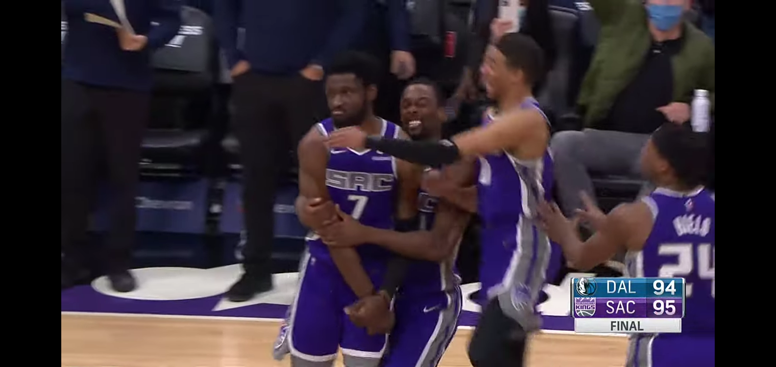 MAVERICKS at KINGS | FULL GAME HIGHLIGHTS