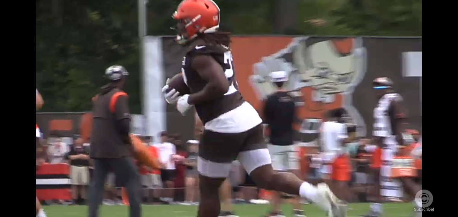 What Kareem Hunt did on Day 10 of Browns training camp after requesting a trade
