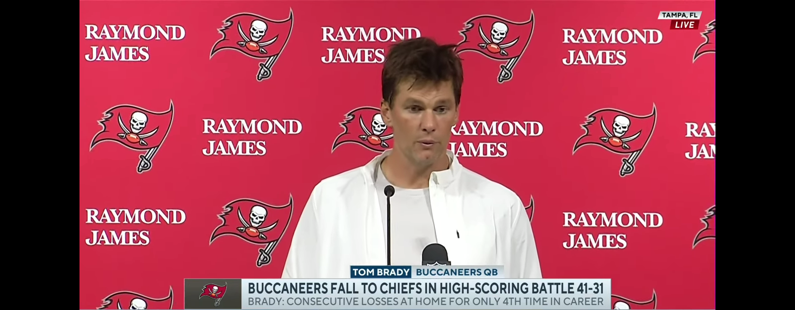 Bucs QB Tom Brady ADMIRES Patrick Mahomes’ Career