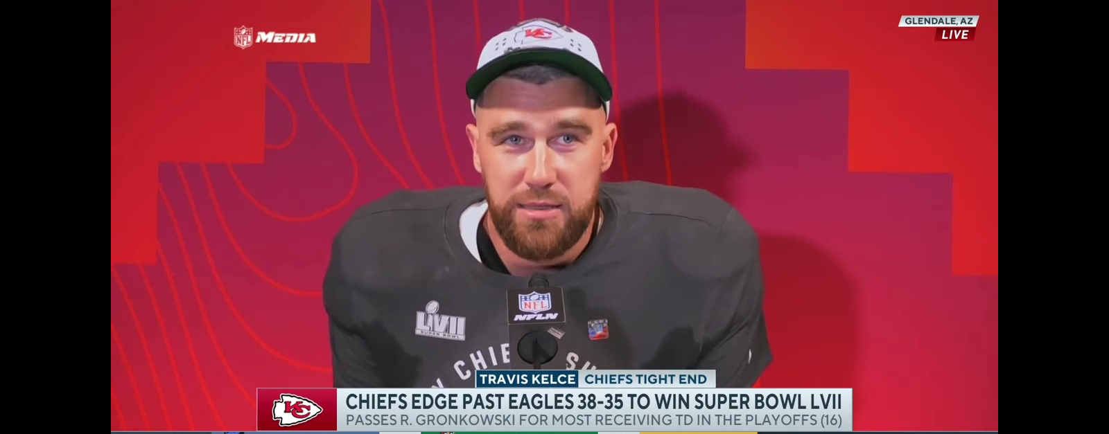 Travis Kelce PRAISES Patrick Mahomes toughness after BIG PERFORMANCE in Super Bowl LVII