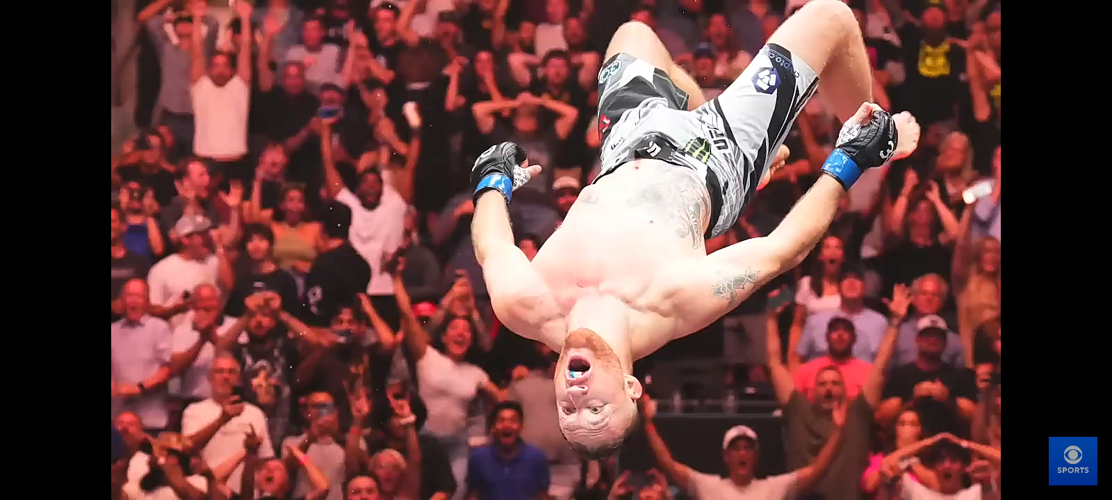 Justin Gaethje STUNS Dustin Poirier With HEAD KICK To Capture BMF Title