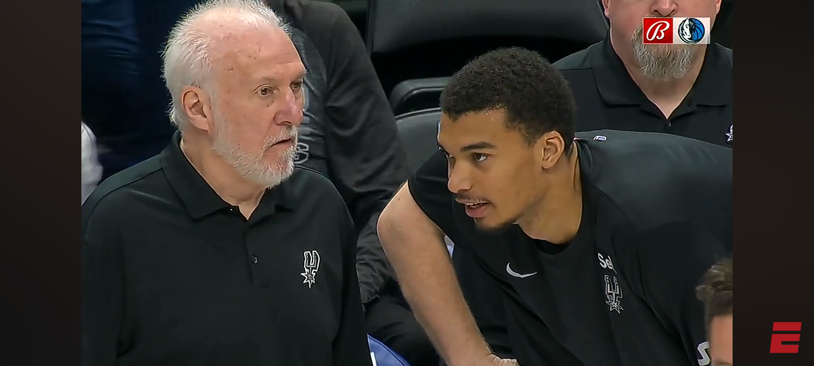 Victor Wembanyama hurts ankle after stepping on Mavs employee