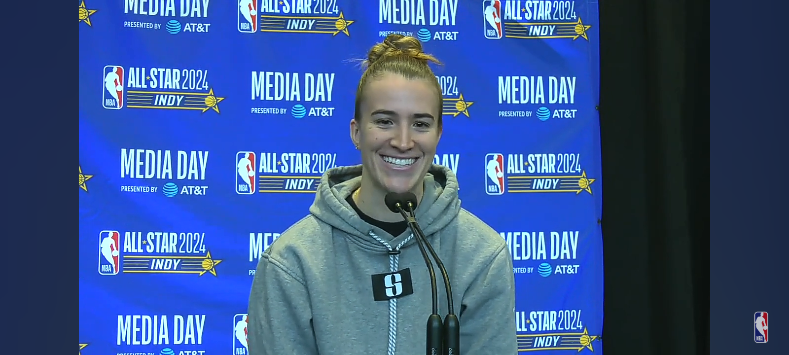 Steph & Sabrina Give Each Other High Praise Ahead Of Their 3-Point Challenge