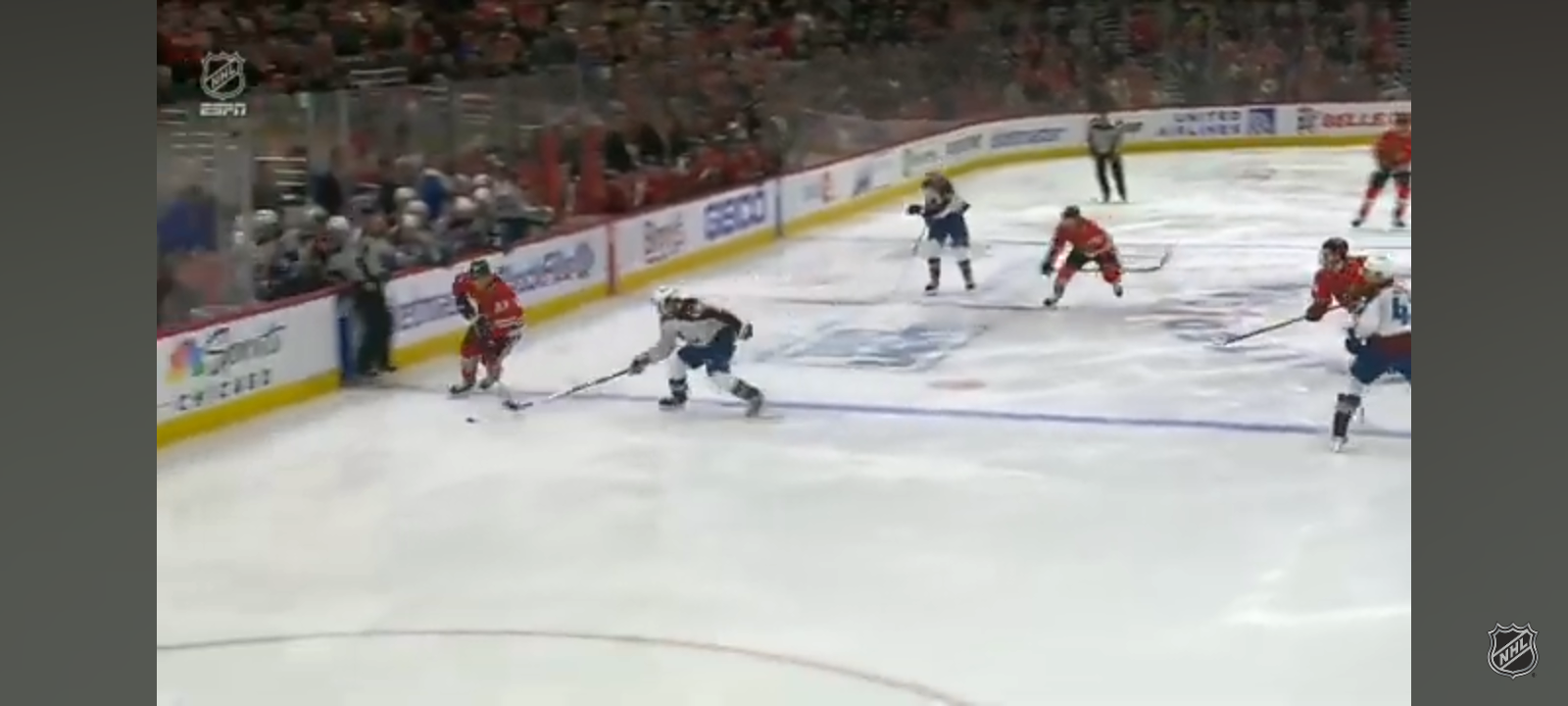 Avalanche @ Blackhawks | NHL Highlights