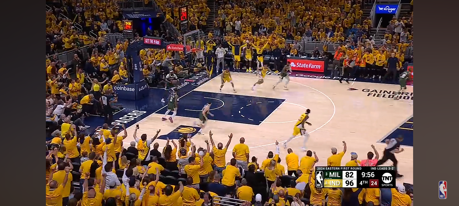 Obi Toppin (21 PTS, 8 REB) & T.J. McConnell (20 PTS, 8 AST) SHINE Off The Bench! 👏