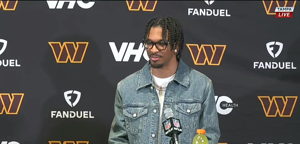 Jayden Daniels doesn’t believe he smiled after Zane Gonzalez’s doink FG as time expired 😂