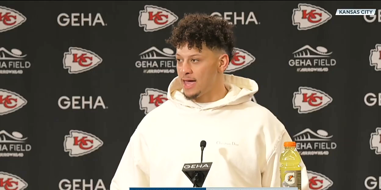 “Everybody is a winner on this team” Patrick Mahomes credits full team effort in win over Texans