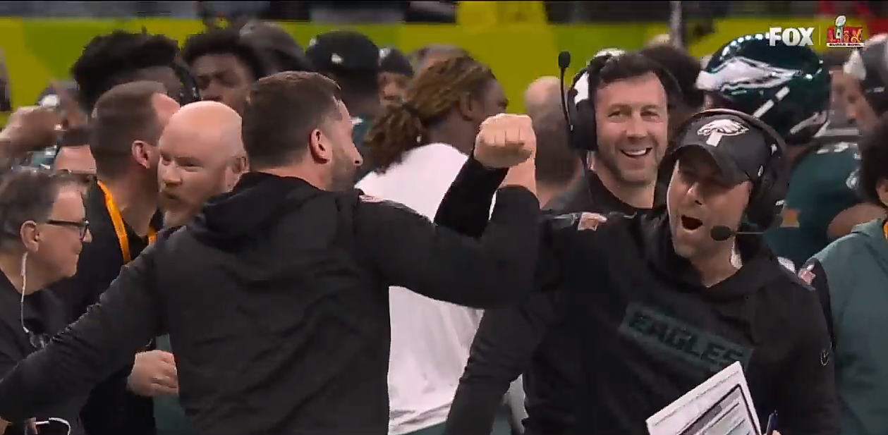 Eagles DOMINATE Chiefs for 2nd Super Bowl Title