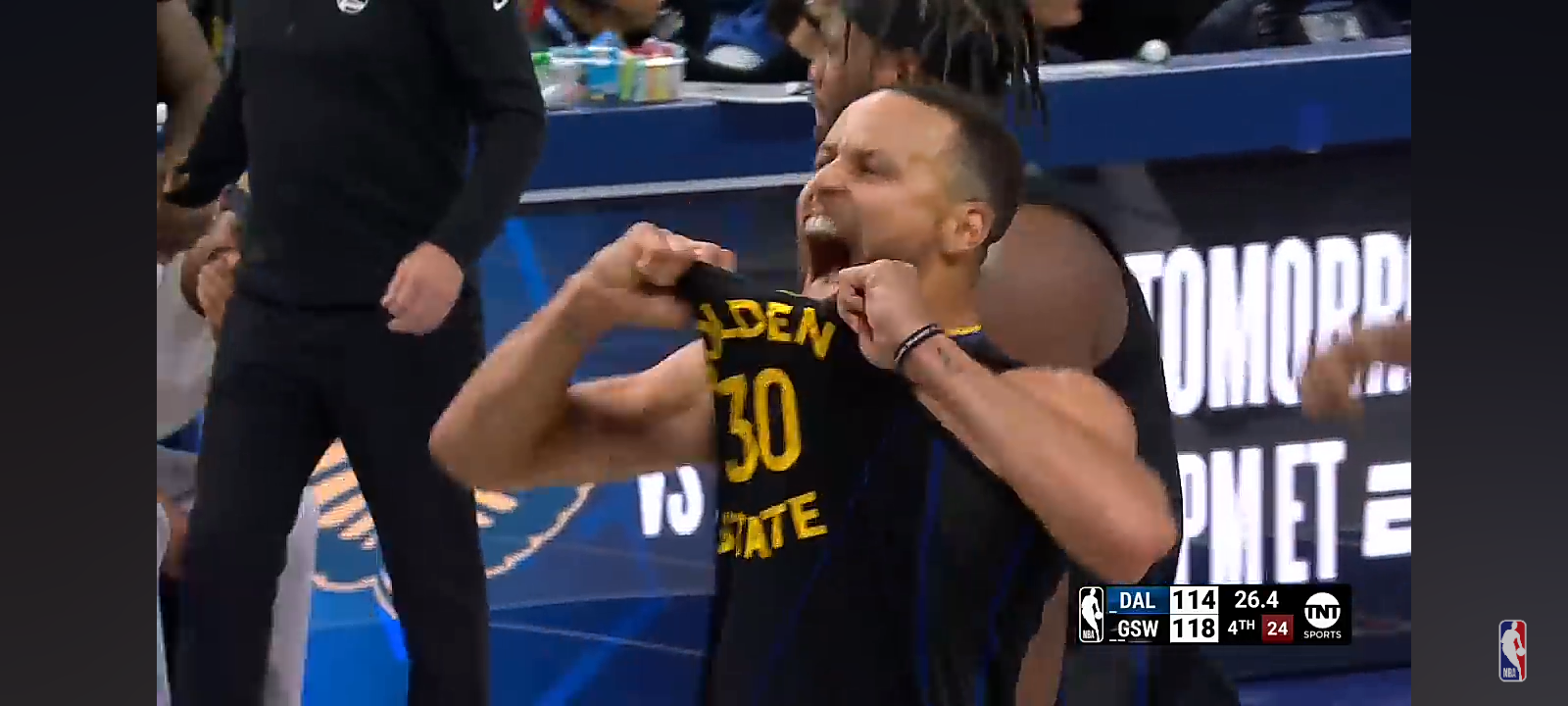 Stephen Curry’s CRAZIEST Made Threes This Season!