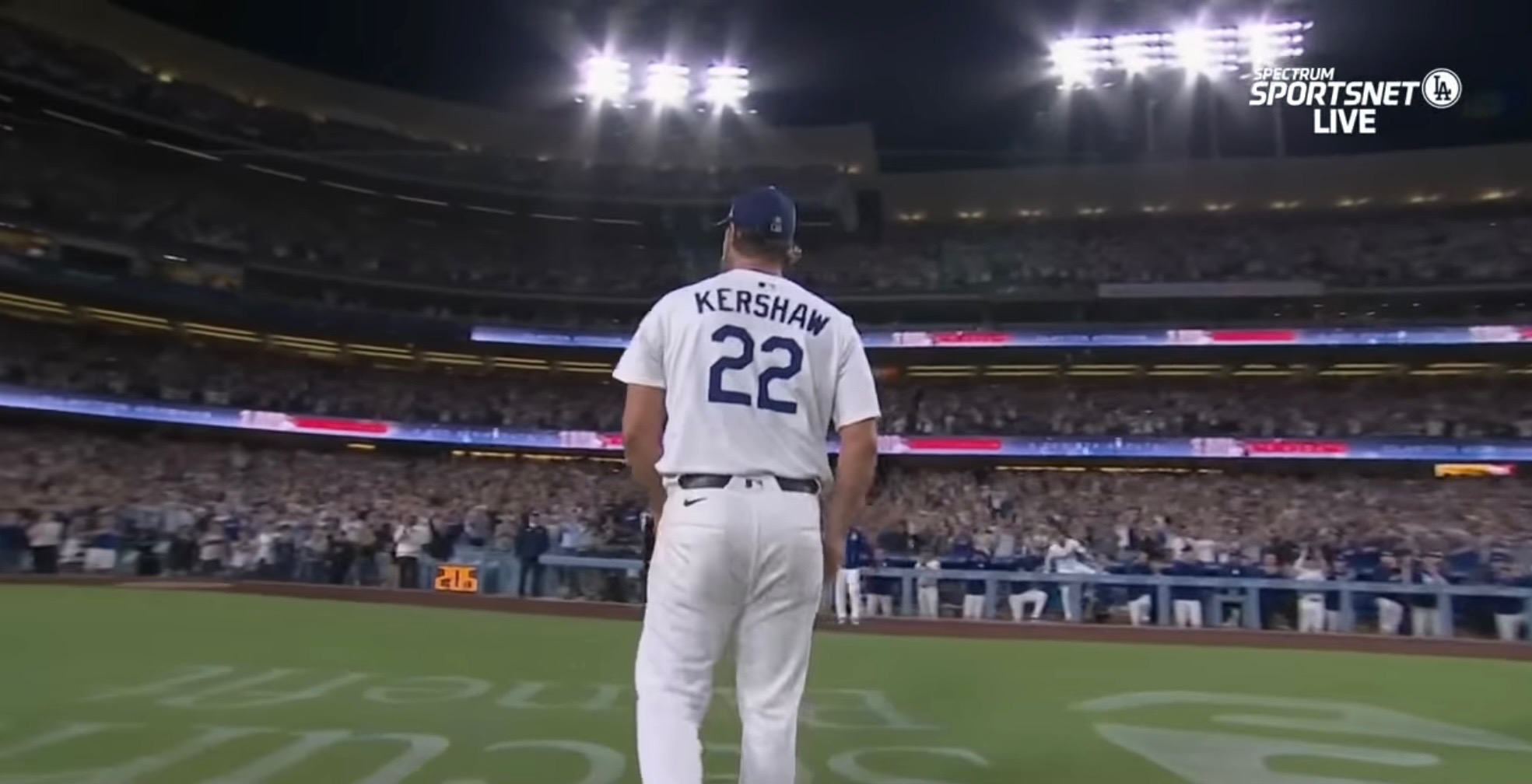 Clayton Kershaw records his 3,000th CAREER STRIKEOUT 👏