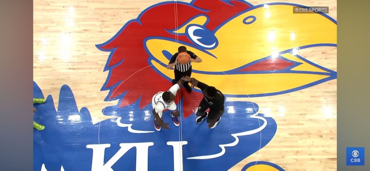 UPSET ALERT 🚨 | Cincinnati Bearcats vs No. 8 Kansas Jayhawks